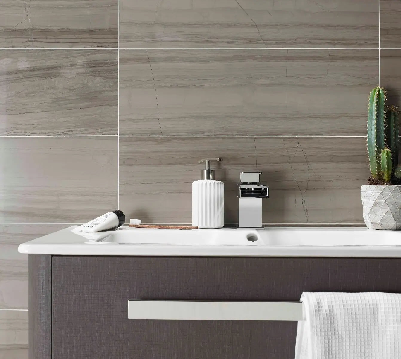 Natural Stone Cedar Dark polished Marble wall & floor Tiles from £49.99 sq.m Vero
