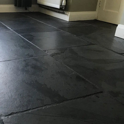 Natural stone Raven Black Chipped edge Vivido Tiles