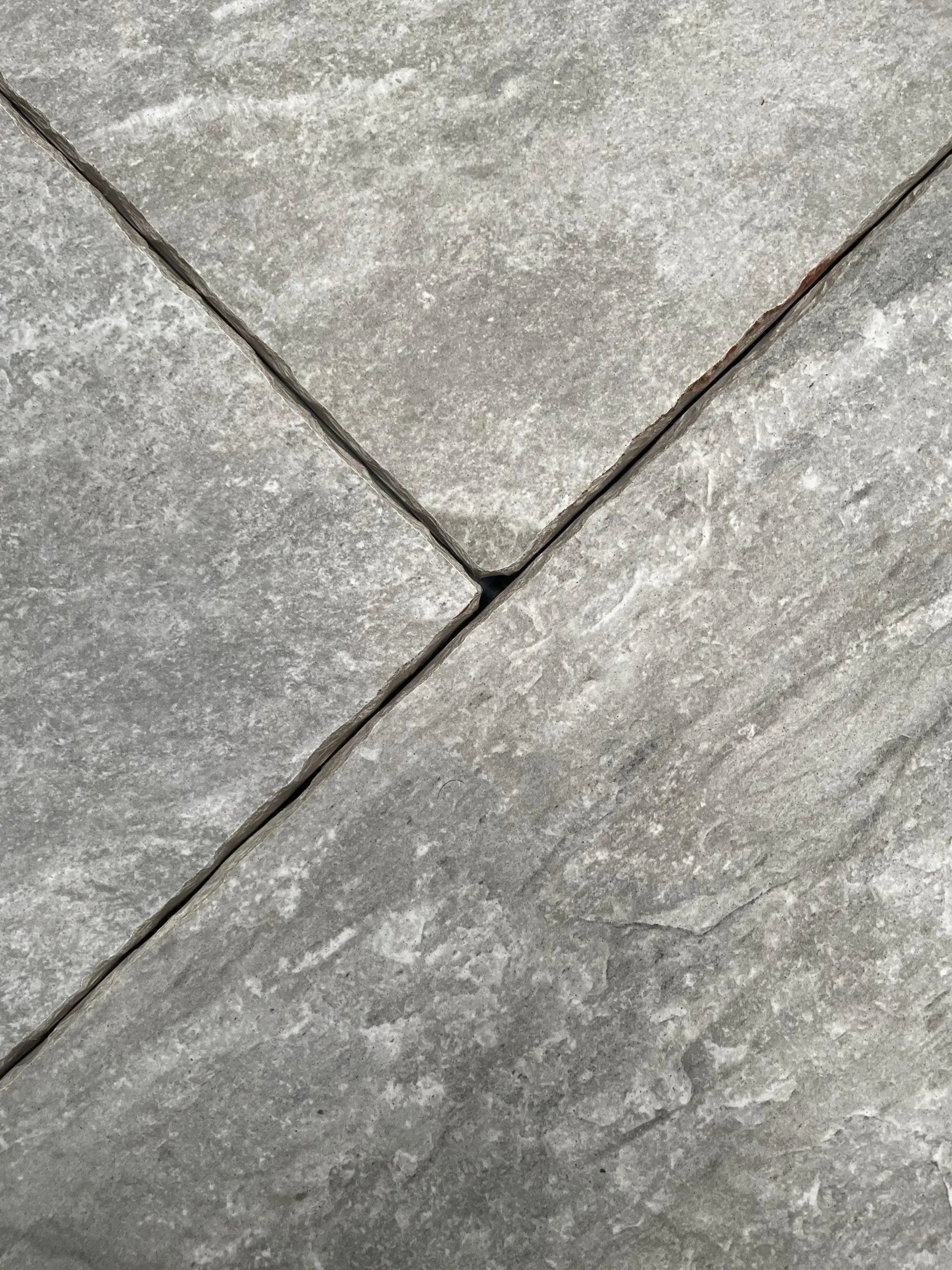 Rasa Grey Mix-Size Outdoor Tumbled Porcelain Patio Pack £29.50 sq.m TS